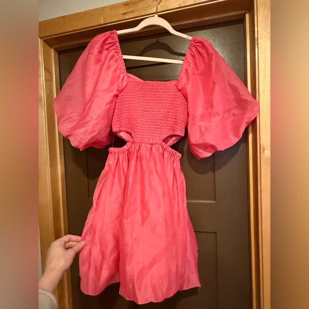 NWT Women’s Puff Sleeve Bubble Hem Hot Pink Dress - Picture 4 of 9